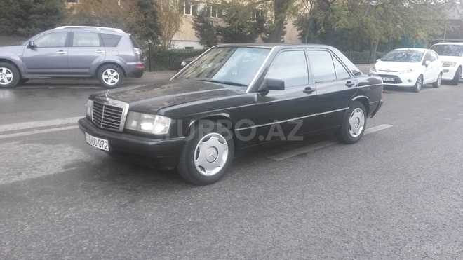 Mercedes 190 1992, 196,000 km - 2.0 l - Bakı