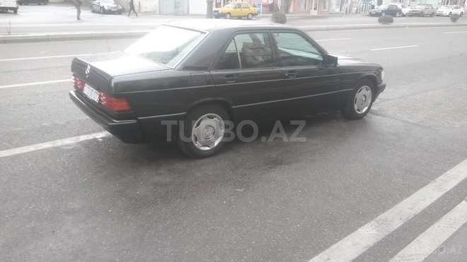 Mercedes 190 1992, 196,000 km - 2.0 l - Bakı