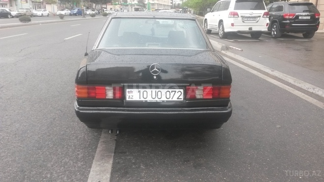 Mercedes 190 1992, 196,000 km - 2.0 l - Bakı