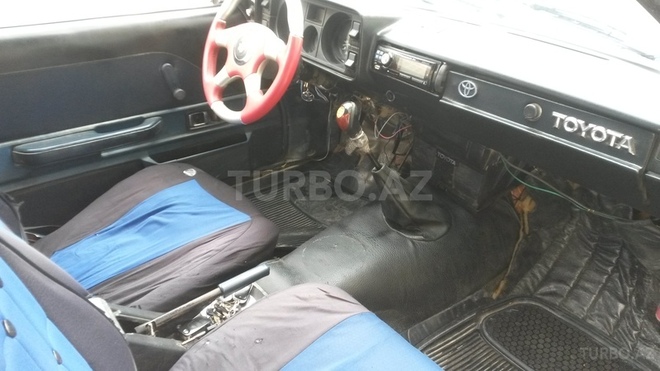 Toyota Corolla 1981, 265,000 km - 1.3 l - Bakı