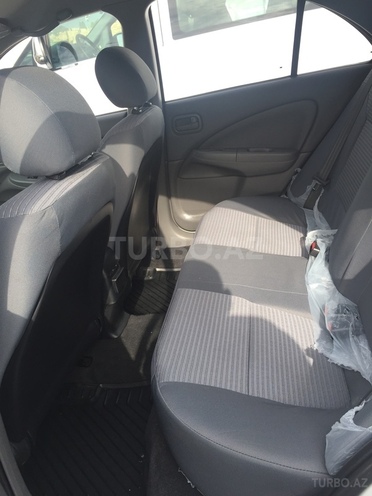 Nissan Sunny 2011, 86,000 km - 1.6 l - Bakı