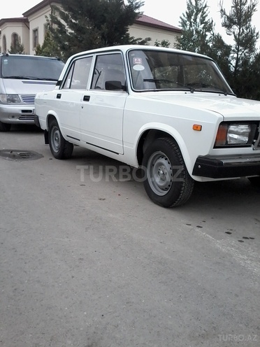 LADA (VAZ) 2107 2010, 25,451 km - 1.6 л - Yevlax