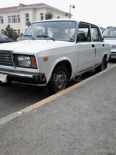 LADA (VAZ) 2107 2010, 25,451 km - 1.6 л - Yevlax