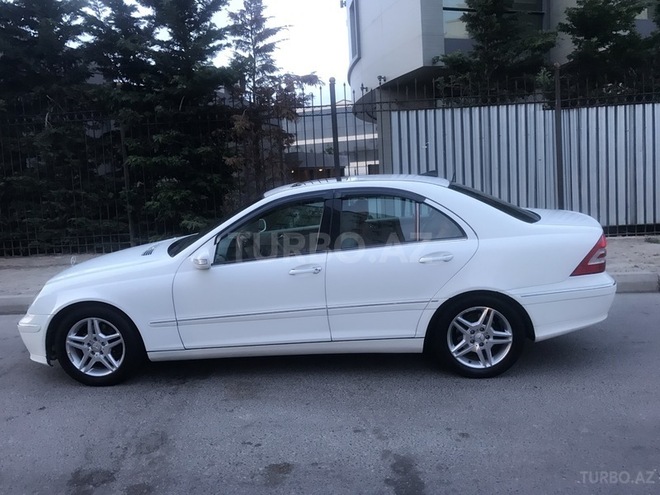 Mercedes C 280 2005, 170,000 km - 3.0 l - Bakı