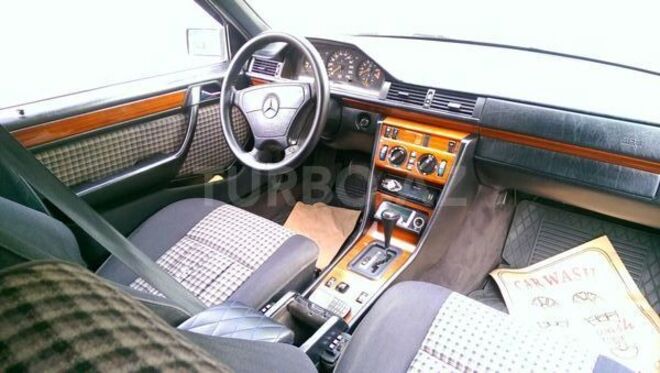 Mercedes E 200 1994, 314,800 km - 2.0 l - Bakı