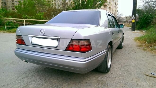 Mercedes E 200 1994, 314,800 km - 2.0 l - Bakı