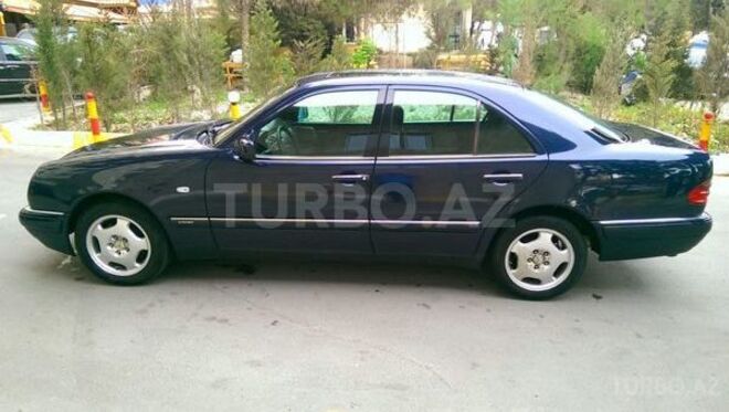 Mercedes E 230 1997, 351,000 km - 2.3 l - Bakı