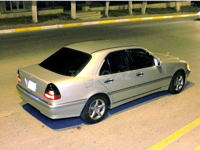 Mercedes C 240 1998, 213,000 km - 2.4 l - Bakı