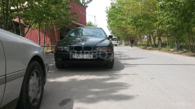 BMW 520 1997, 260,000 km - 2.0 л - Bakı
