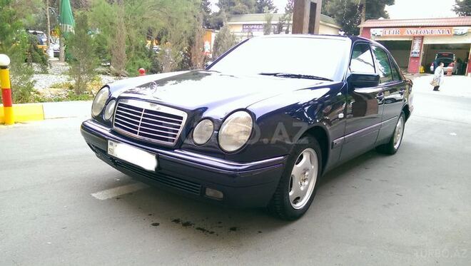 Mercedes E 230 1997, 253,000 km - 2.3 l - Bakı