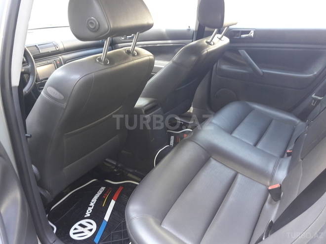 Volkswagen Passat 2004, 150,000 km - 1.8 л - Sumqayıt