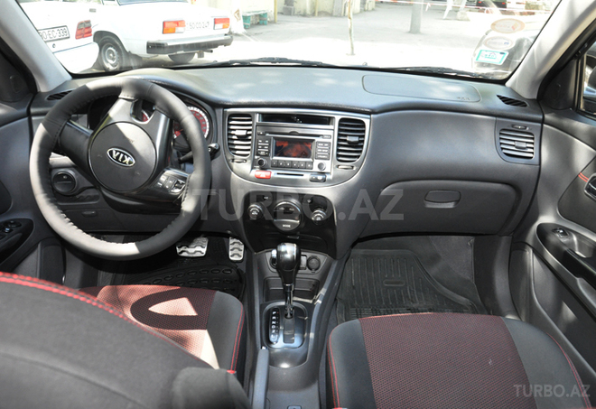 Kia Rio 2011, 82,000 km - 1.4 l - Sumqayıt