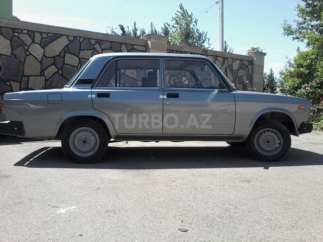LADA (VAZ) 2107 2010, 76,000 km - 1.6 л - Yevlax