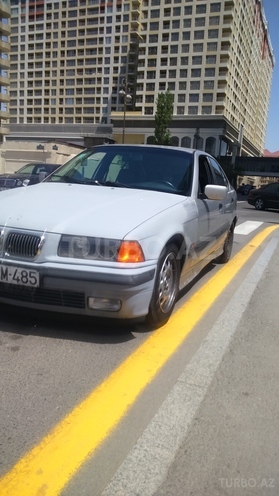 BMW 318 1995, 439,000 km - 1.8 l - Bakı