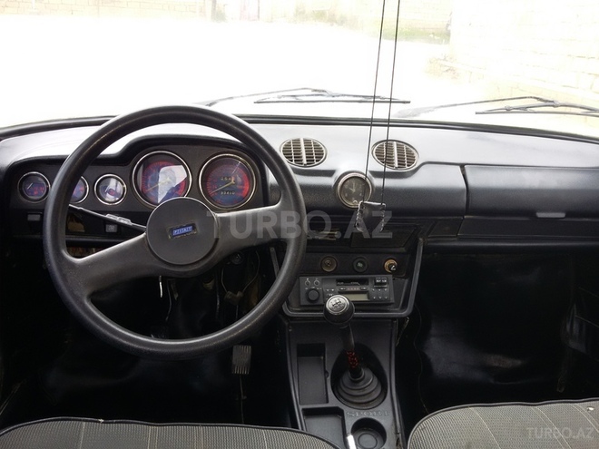 LADA (VAZ) 2106 1983, 240,000 km - 1.3 л - Bakı