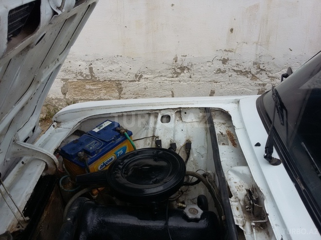 LADA (VAZ) 2106 1983, 240,000 km - 1.3 л - Bakı