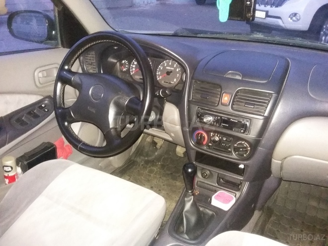 Nissan Sunny 2002, 217,000 km - 1.6 l - Füzuli