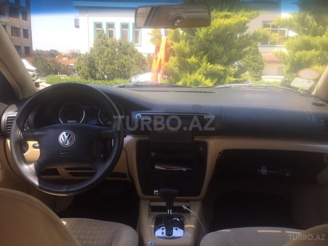 Volkswagen Passat 2001, 321,775 km - 1.8 l - Bakı