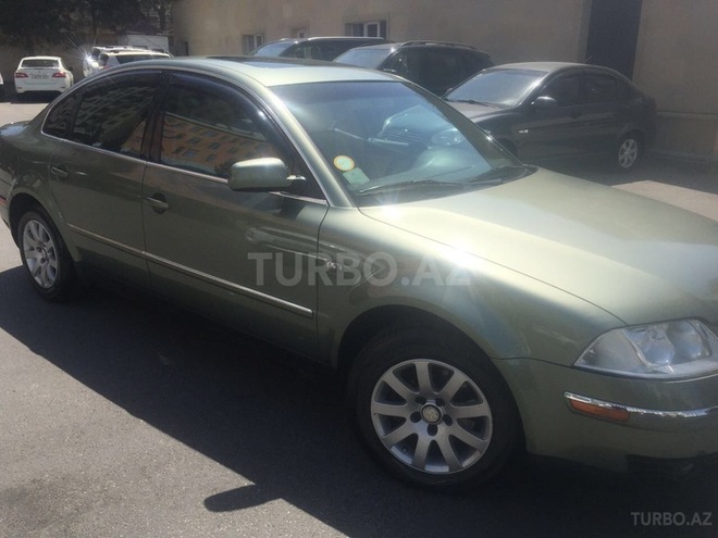 Volkswagen Passat 2001, 321,775 km - 1.8 l - Bakı