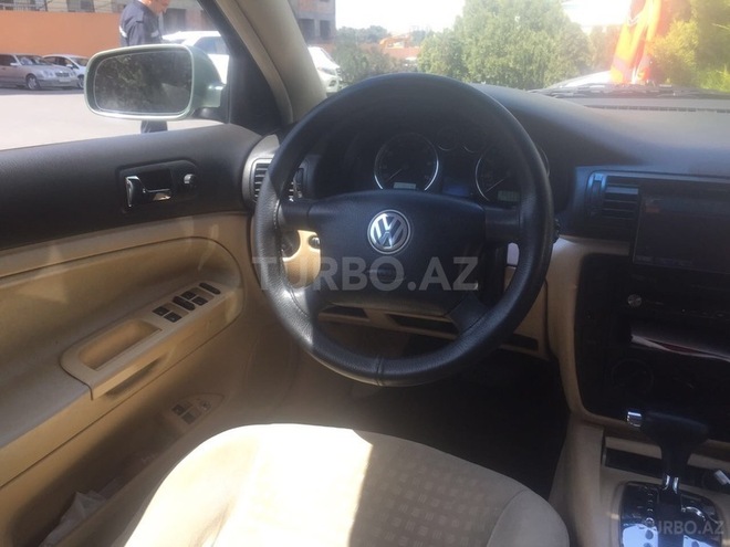 Volkswagen Passat 2001, 321,775 km - 1.8 l - Bakı
