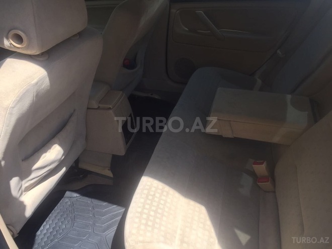 Volkswagen Passat 2001, 321,775 km - 1.8 l - Bakı