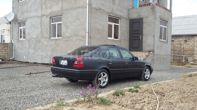 Mercedes C 180 1995, 290,440 km - 1.8 l - Sumqayıt