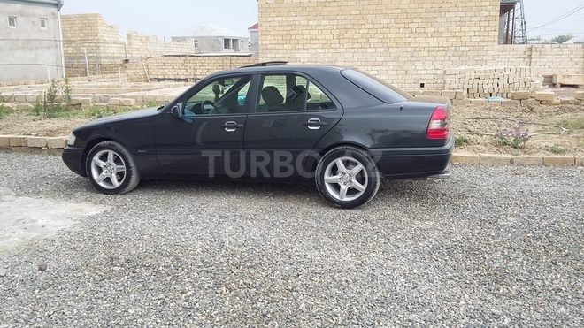 Mercedes C 180 1995, 290,440 km - 1.8 l - Sumqayıt