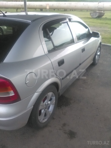 Opel Astra 2000, 170,000 km - 1.6 l - Qazax