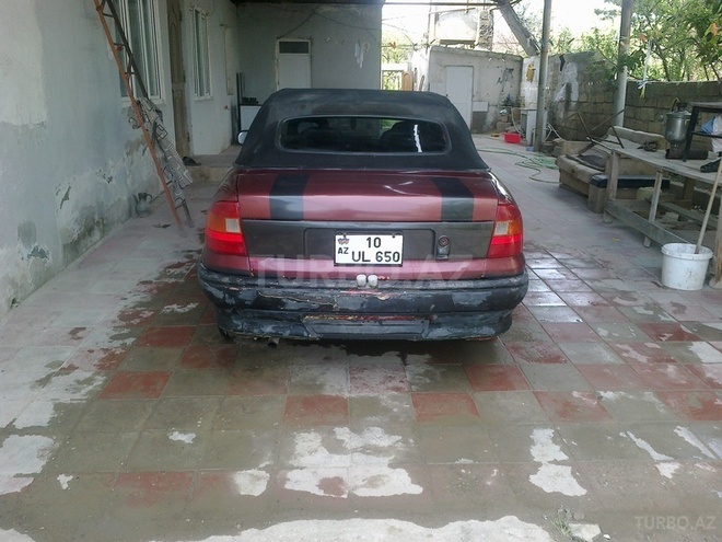 Opel Astra 1997, 192,000 km - 1.8 l - Bakı