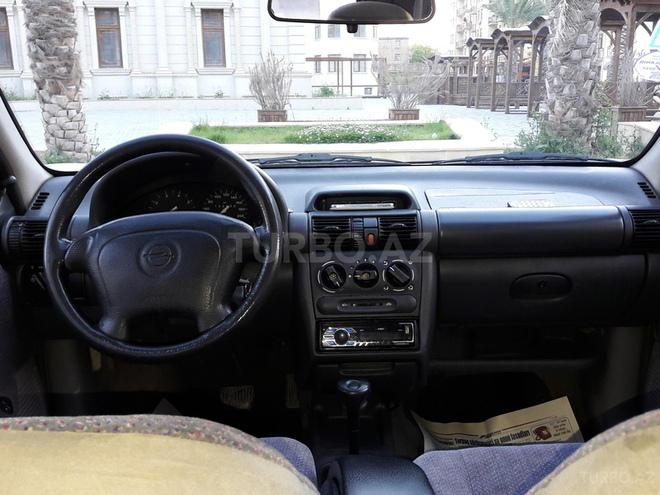 Opel Vita 1997, 104,000 km - 1.4 l - Bakı