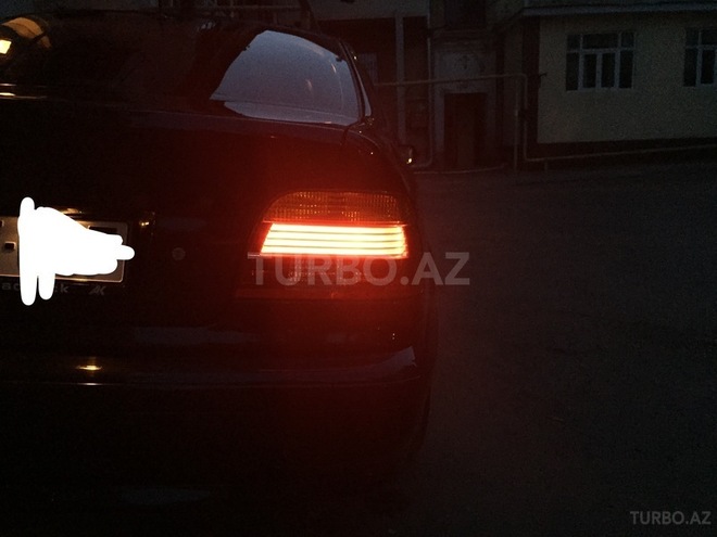 BMW 525 2001, 254,262 km - 2.5 l - Sumqayıt