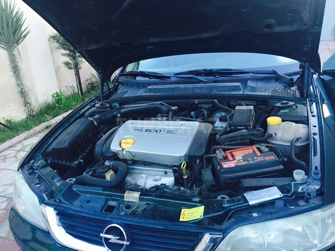 Opel Vectra 1999, 256,000 km - 1.6 л - Bakı