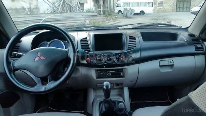 Mitsubishi L200 2007, 160,200 km - 2.5 l - Bakı
