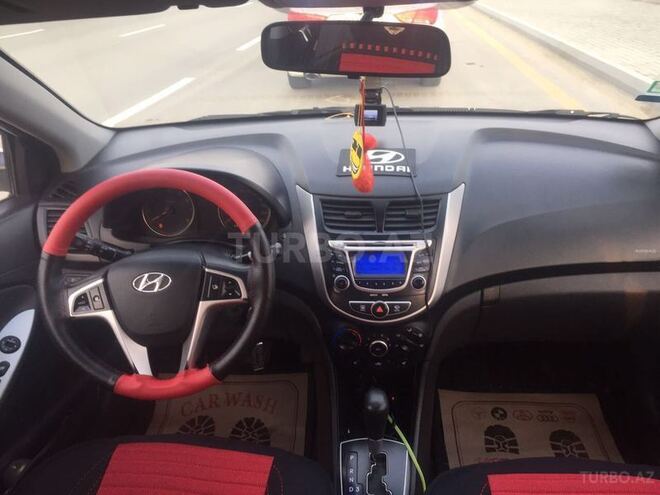 Hyundai Accent 2011, 124,000 km - 1.6 l - Bakı
