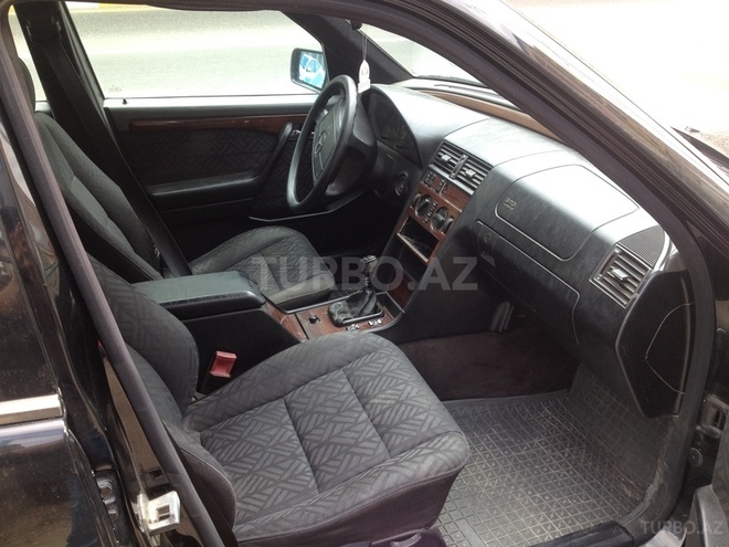 Mercedes C 220 1994, 350,000 km - 2.2 l - Bakı