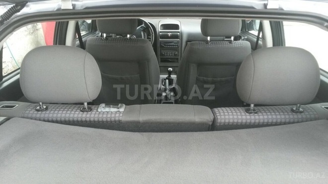 Opel Astra 2003, 180,000 km - 1.7 l - Gəncə