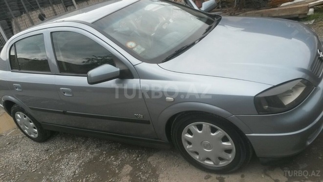 Opel Astra 2003, 180,000 km - 1.7 l - Gəncə
