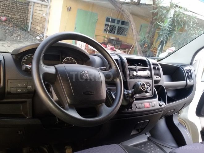 Peugeot Boxer 2014, 165,000 km - 2.2 l - Masallı