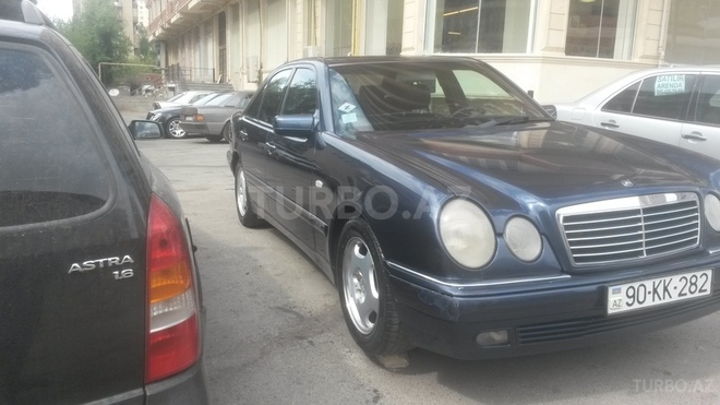 Mercedes E 280 1998, 370,000 km - 2.8 l - Bakı
