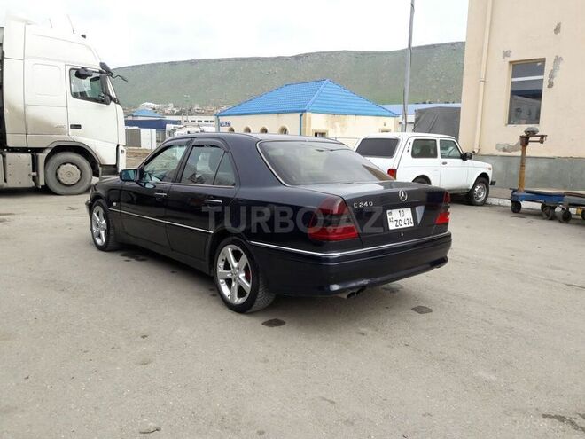 Mercedes C 240 1999, 302,000 km - 2.4 l - Bakı