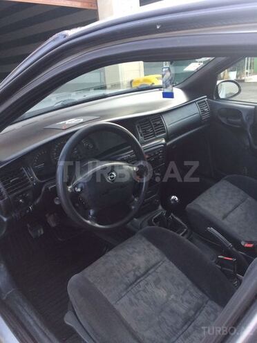 Opel Vectra 1998, 360,000 km - 1.8 l - Göygöl