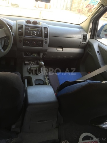 Nissan Navara 2008, 127,000 km - 2.5 l - Bakı