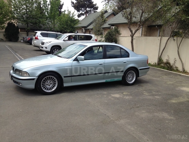 BMW 528 1996, 350,000 km - 2.8 l - Bakı