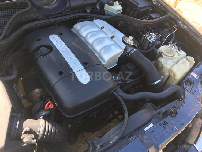 Mercedes E 220 1998, 334,500 km - 2.2 l - Bakı