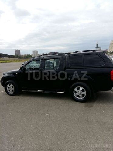 Nissan Navara 2013, 85,000 km - 2.5 l - Quba