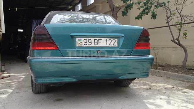 Mercedes C 220 1998, 189,000 km - 2.2 l - Bakı