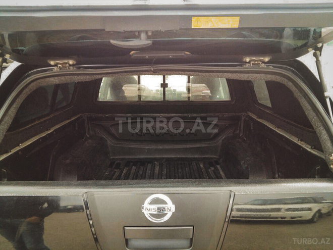 Nissan Navara 2013, 85,000 km - 2.5 l - Quba