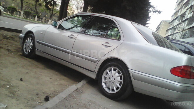 Mercedes E 260 1998, 301,000 km - 2.6 л - Xırdalan