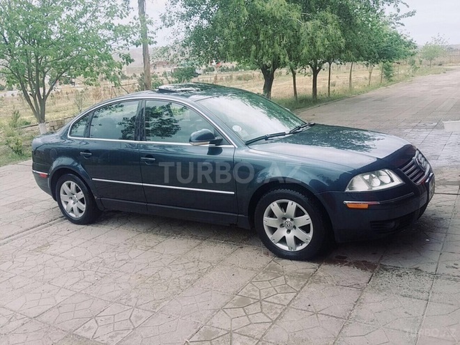 Volkswagen Passat 2004, 160,000 km - 1.8 l - Bakı