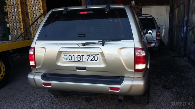 Nissan Pathfinder 2003, 252,000 km - 3.5 l - Bakı